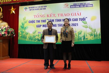 tong-ket-cuoc-thi-tho-tam-tinh-nguoi-cao-tuoi-va-gap-mat-cong-tac-vien-tap-chi-nct-nam-2021-5606.htm